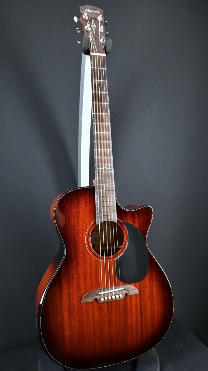 Alvarez MG66ce Custom Shadowburst Masterworks Grand Auditorium 2023