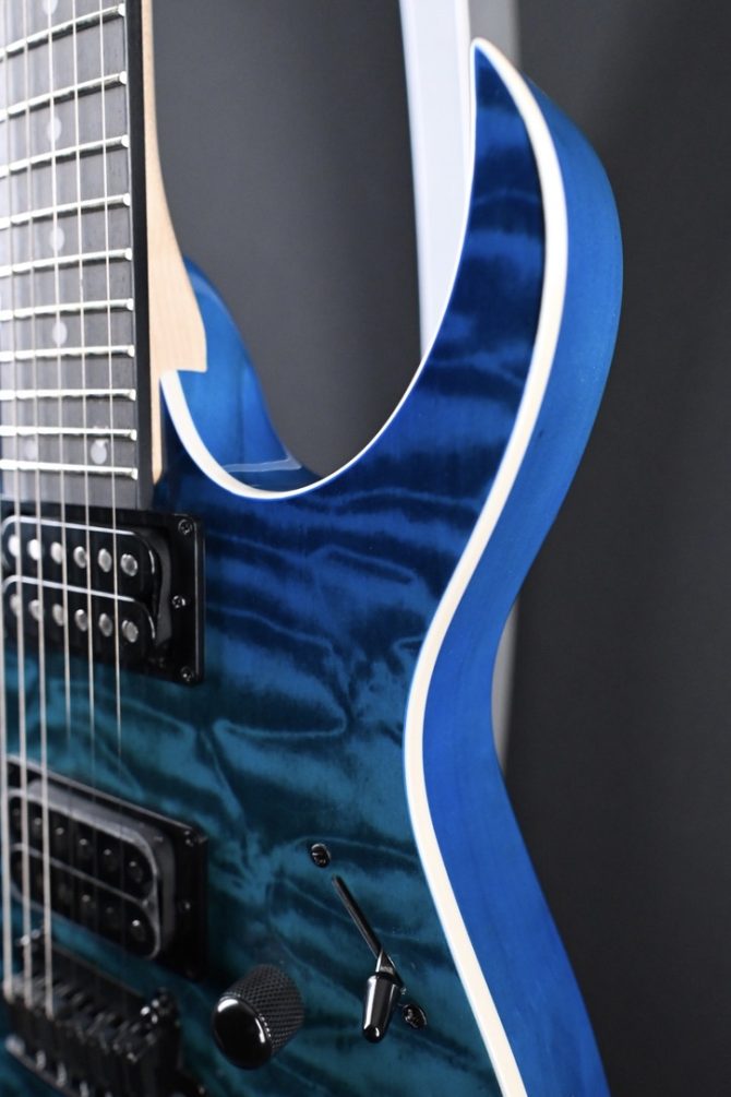 Ibanez Gio Series GRG120QASP-BGD Blue Gradation #748