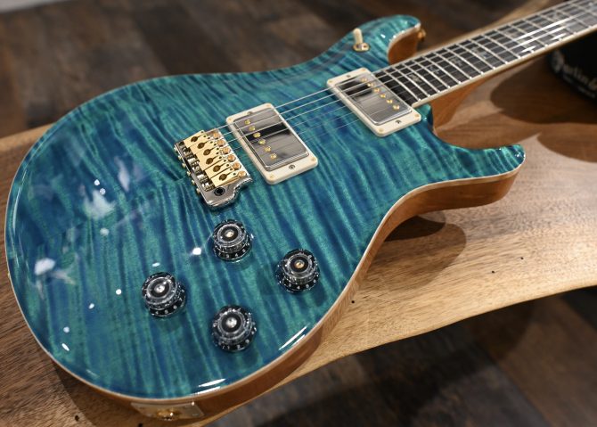 PRS Wood Library McCarty 594 Tremolo 10-Top Laguna #257