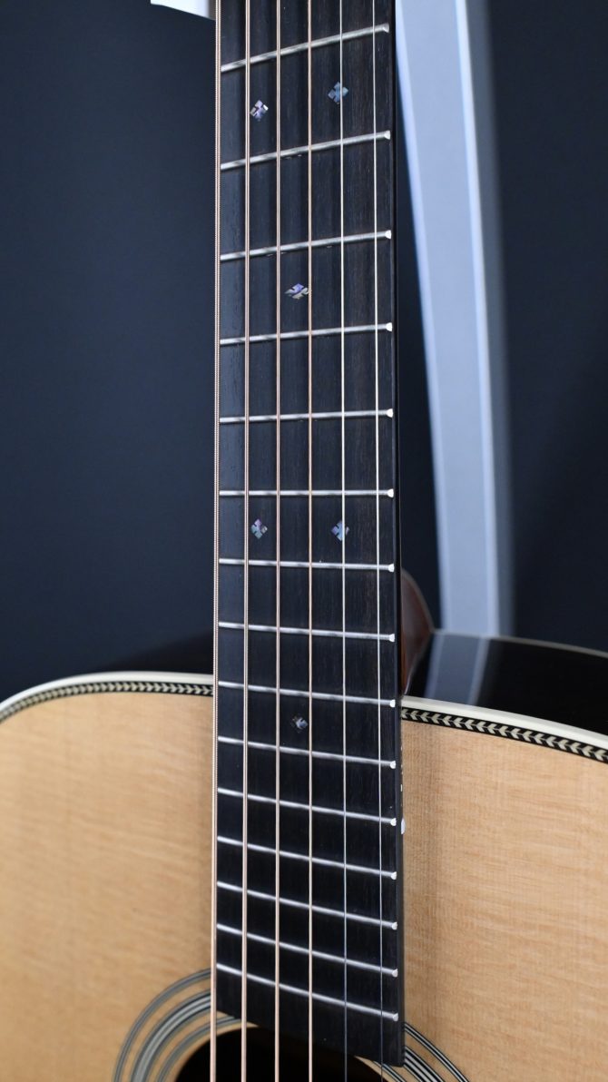 Martin Standard Series HD-28 Natural #865