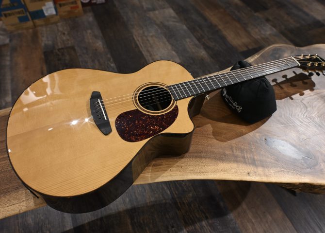 Breedlove Performer Pro Concerto A-CE 2023
