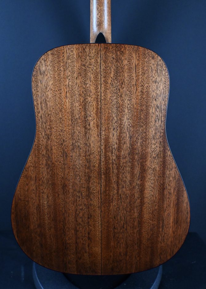Martin Standard Series D-18 Satin Natural #373