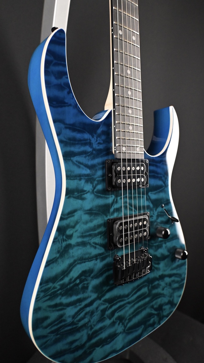 Ibanez Gio Series GRG120QASP-BGD Blue Gradation #748
