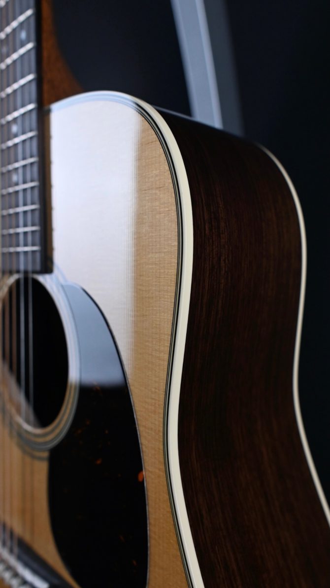 Martin Standard Series D-28 Natural #689