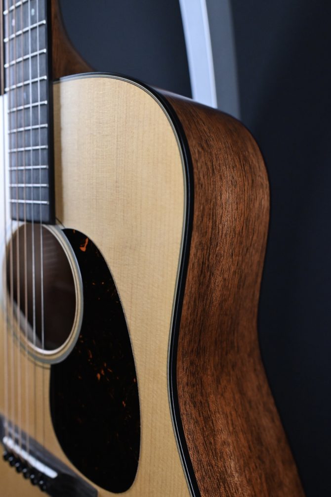Martin Standard Series D-18 Satin Natural #373