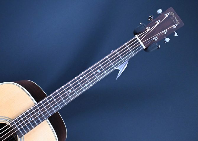 Martin Standard Series D-28 Natural #689