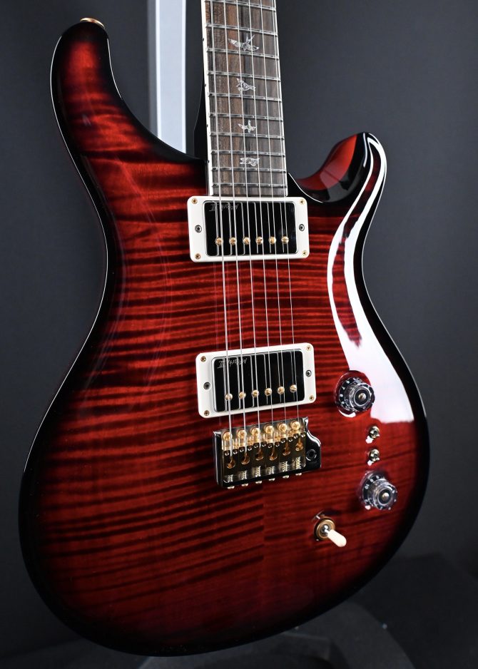 PRS McCarty Tremolo 10-Top Red Tiger w/ Metallic Back #237