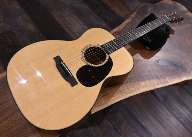 Martin 000-18 Orchestra Model Acoustic #670