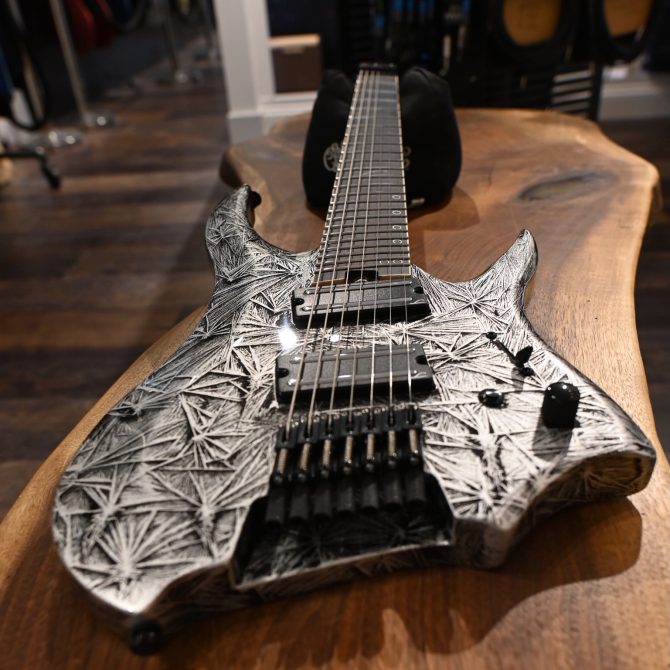 Legator Revenant Series R7F-BI Black Ice #206