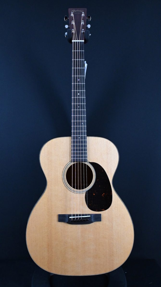 Martin 000-18 Orchestra Model Acoustic #670