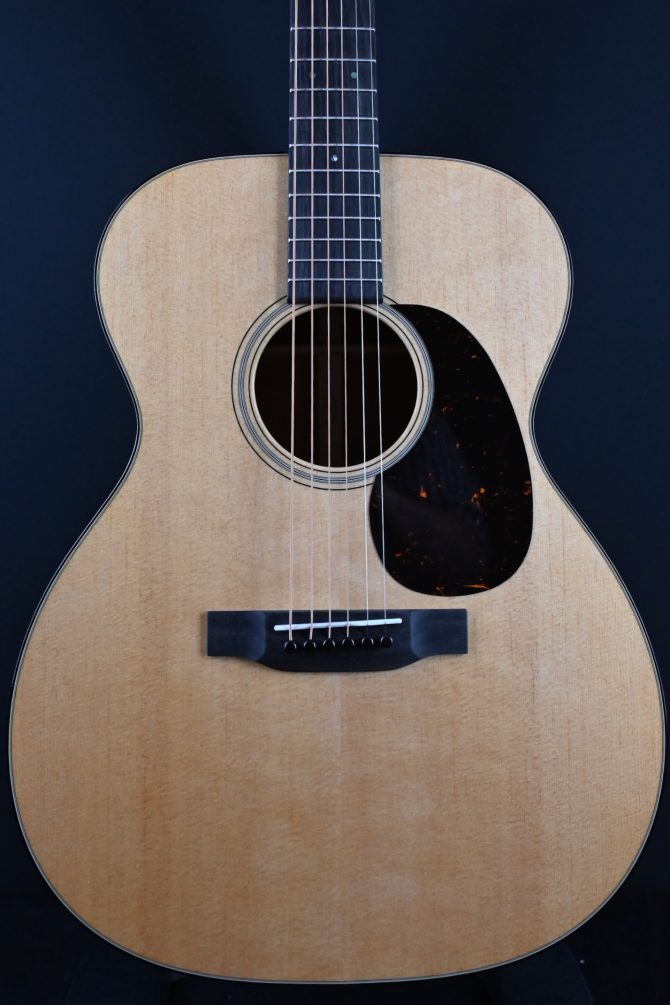 Martin 000-18 Orchestra Model Acoustic #670