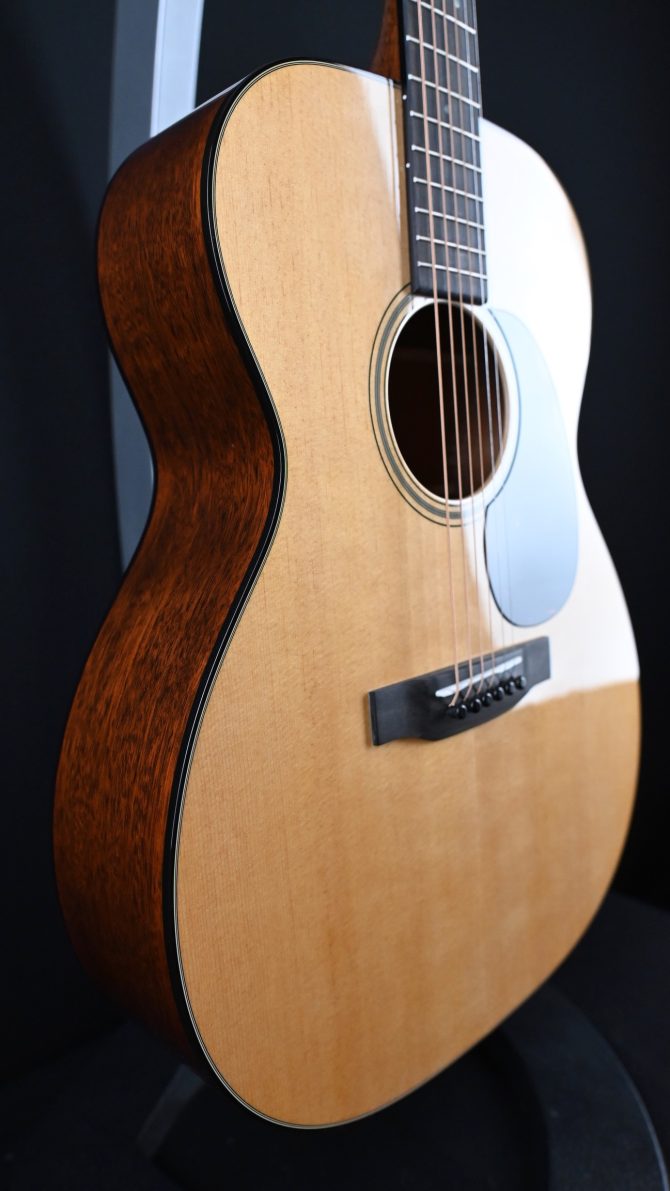 Martin 000-18 Orchestra Model Acoustic #670