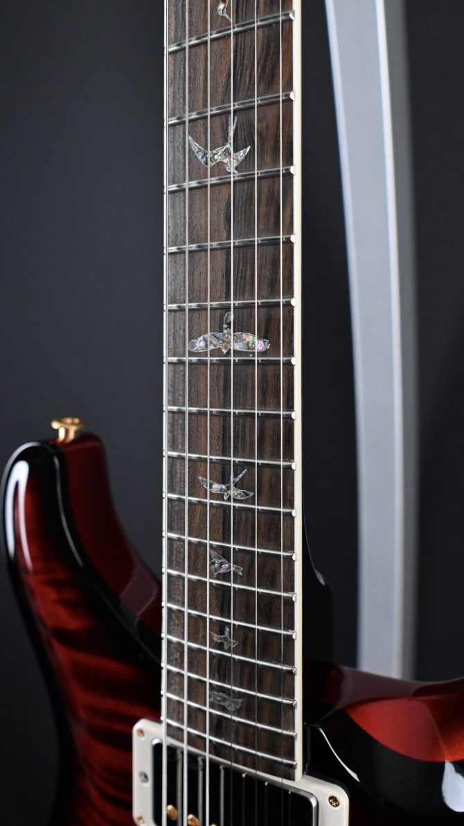 PRS McCarty Tremolo 10-Top Red Tiger w/ Metallic Back #237