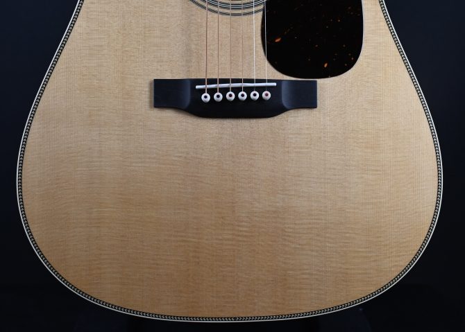 Martin Standard Series HD-28 Natural #865