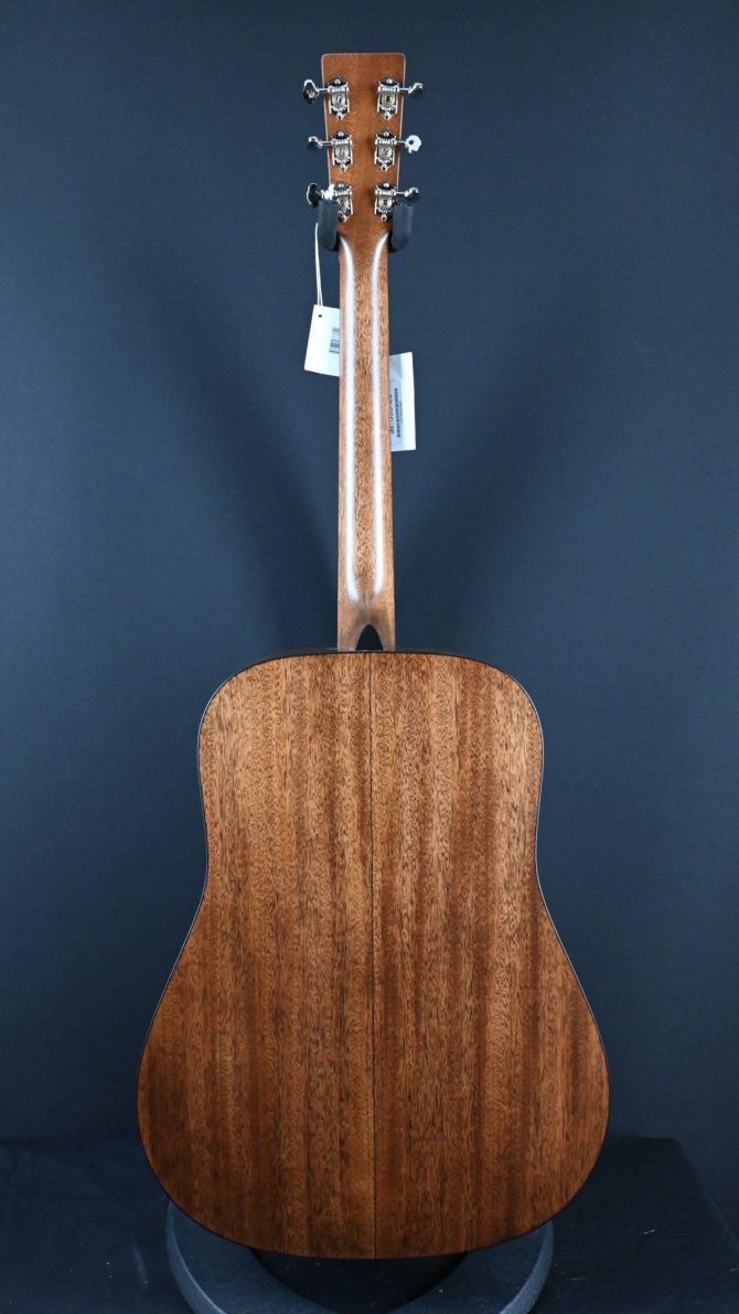 Martin Standard Series D-18 Satin Natural #373