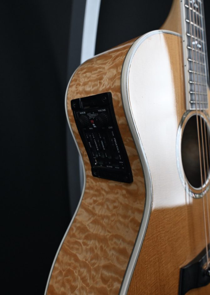 Taylor 614ce Natural Acoustic Guitar 1999