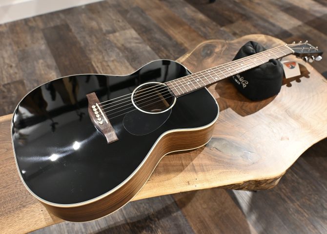 Eastman PCH2-OM Orchestra Model Black #973