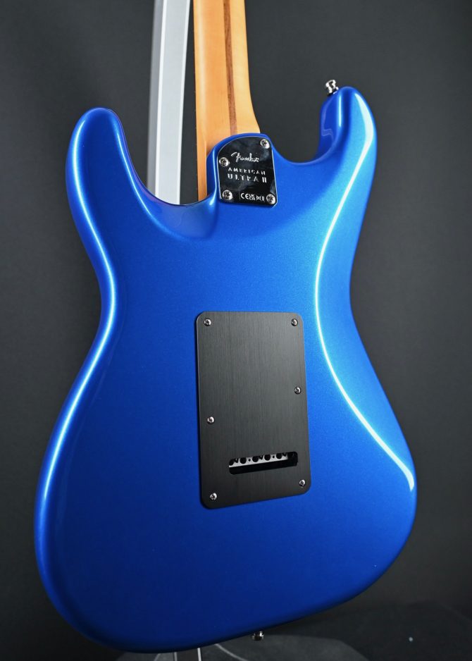 Fender American Ultra II Stratocaster Noble Blue 2024