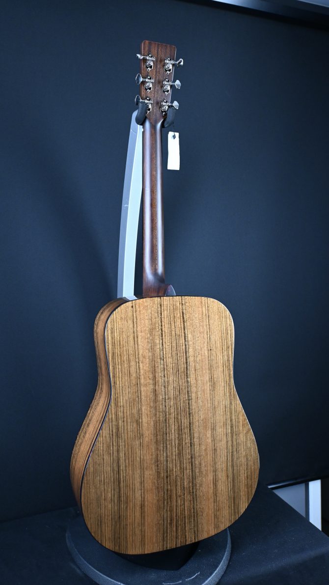 Eastman E3D Deluxe Thermo-Cure Natural Dreadnought #556