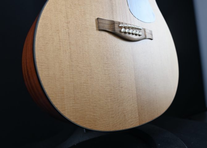 Eastman PCH1-GACE Natural Grand Auditorium #622