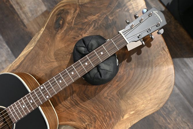 Eastman PCH2-OM Orchestra Model Black #973