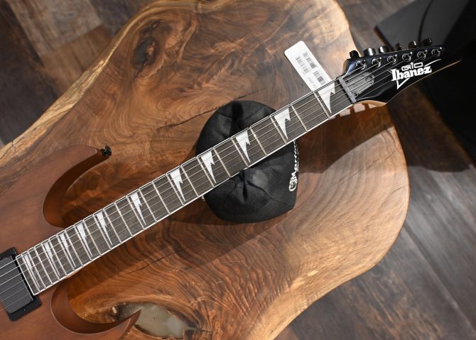 Ibanez Gio Series GRG121DX-WNF Walnut Flat #555