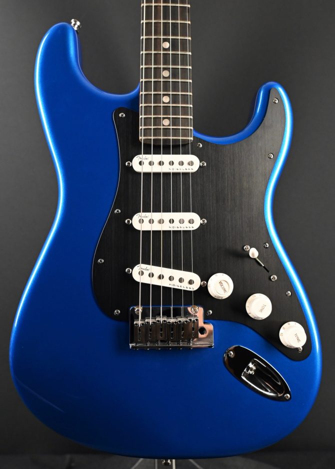 Fender American Ultra II Stratocaster Noble Blue 2024