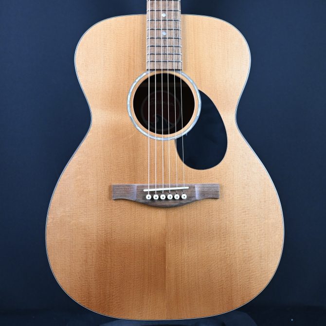 Eastman PCH1-OM Orchestra Model Natural #273