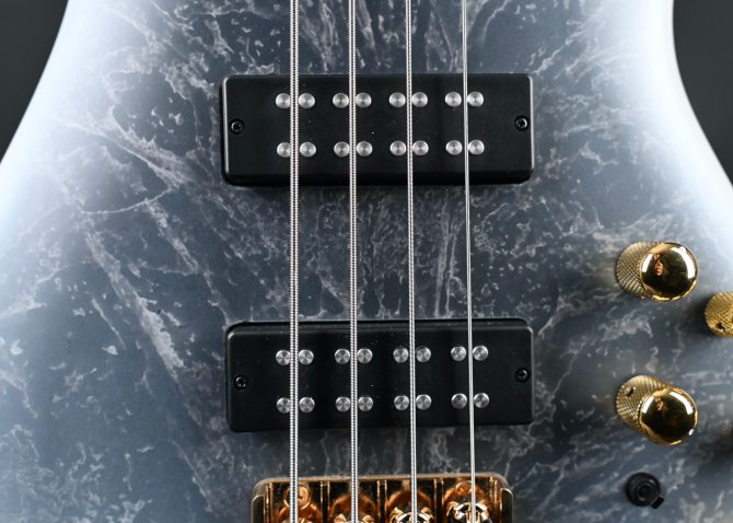 Ibanez SR300EDX-FBM Frozen Black Glacier Matte #782
