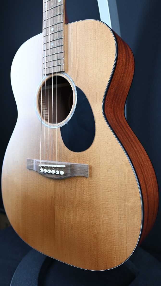 Eastman PCH1-OM Orchestra Model Natural #273