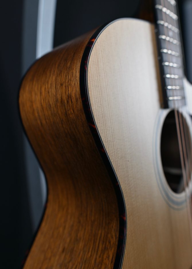 Eastman AC222CE Natural Grand Auditorium #511