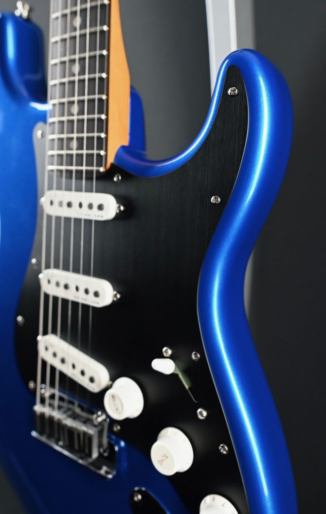 Fender American Ultra II Stratocaster Noble Blue 2024