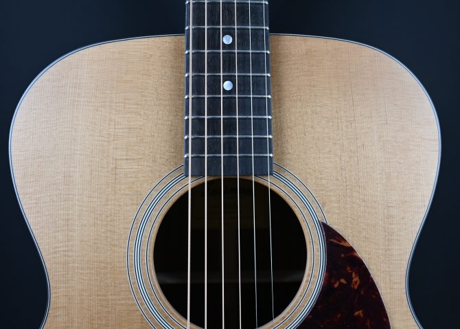 Eastman E1OM Orchestra Model Natural #476