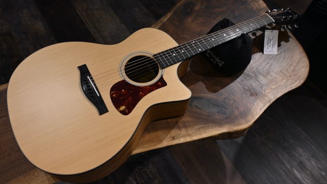 Eastman AC222CE Natural Grand Auditorium #511