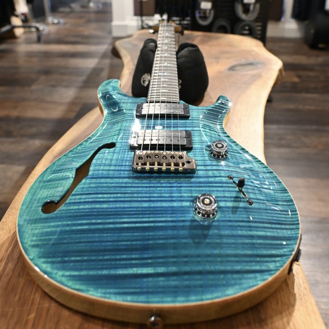 PRS Wood Library Custom 24 Semi-Hollow One-Piece Artist Grade Top Laguna #010