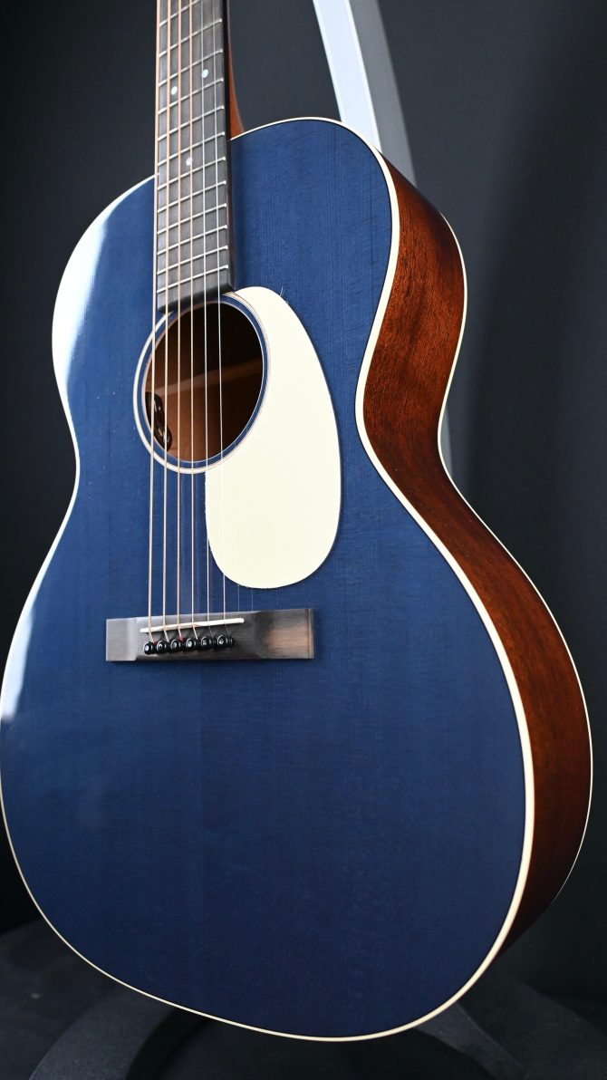 Martin 00L-16E Blue Denim #663