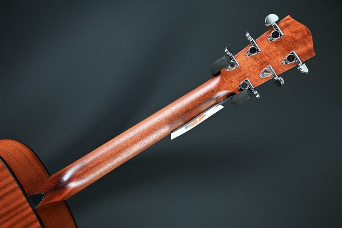 Eastman PCH1-OM Orchestra Model Natural #280