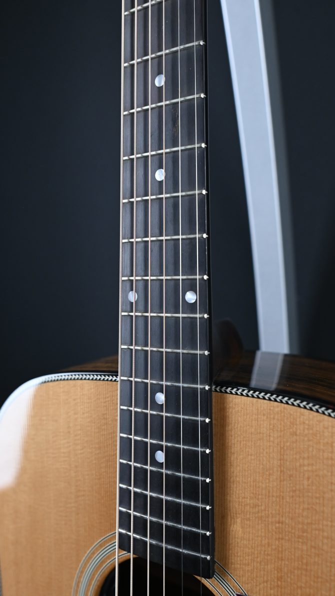 Eastman E3D Deluxe Thermo-Cure Natural Dreadnought #556