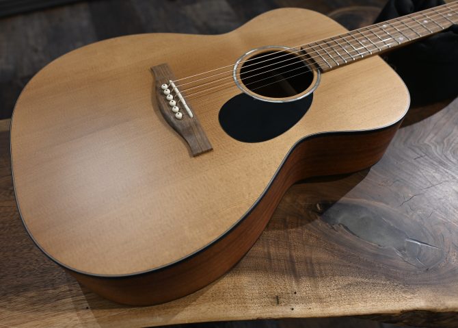 Eastman PCH1-OM Orchestra Model Natural #273