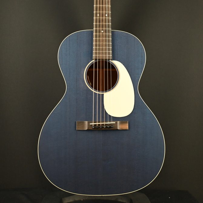 Martin 00L-16E Blue Denim #663