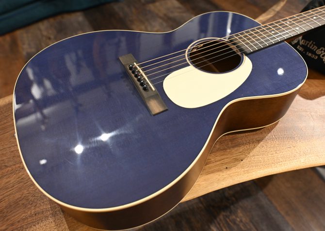 Martin 00L-16E Blue Denim #663