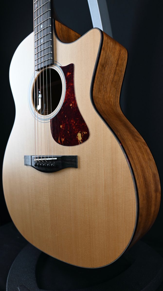 Eastman AC222CE Natural Grand Auditorium #511