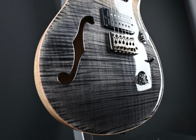 PRS Wood Library Custom 24 Semi-Hollow One-Piece Artist Grade Top Frostbite #013