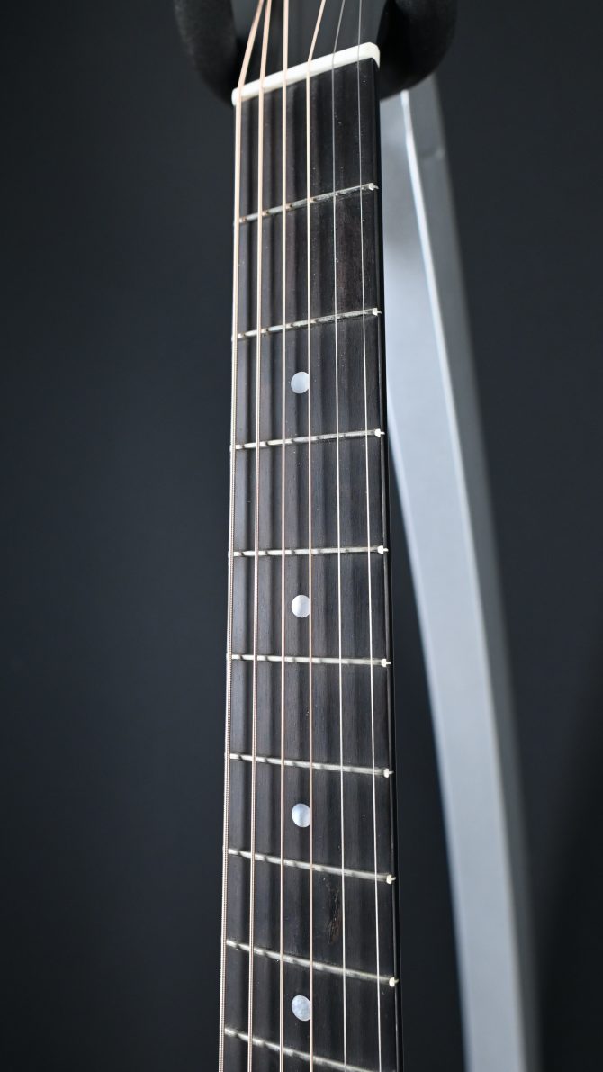 Eastman E3D Deluxe Thermo-Cure Natural Dreadnought #556