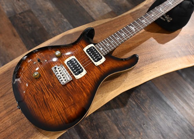 PRS SE Custom 24 "Lefty" Black Gold Sunburst #081