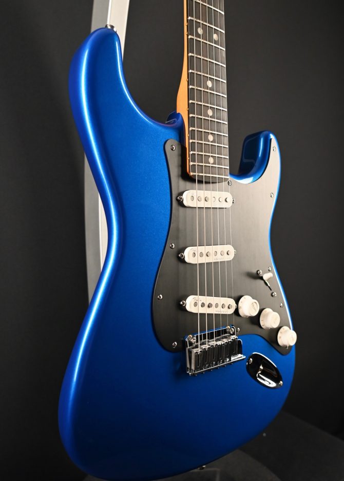 Fender American Ultra II Stratocaster Noble Blue 2024