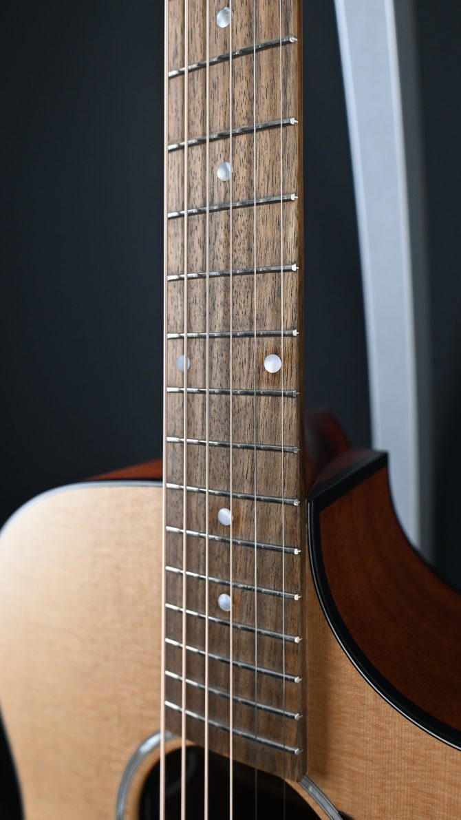Eastman PCH1-GACE Natural Grand Auditorium #622