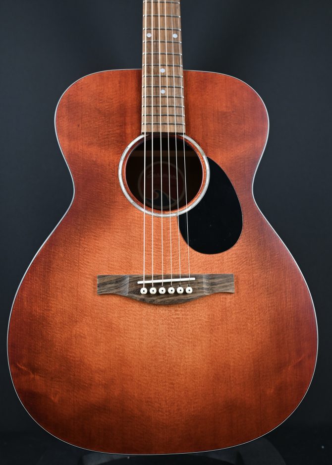 Eastman PCH1-OM Classic Orchestra Model #073