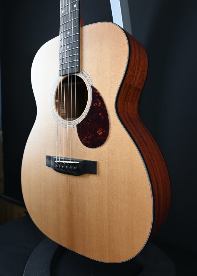 Eastman E1OM Orchestra Model Natural #476