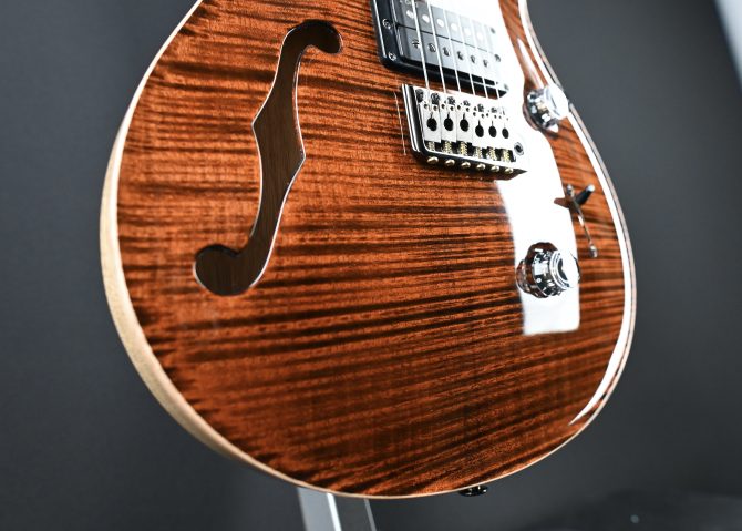 PRS Wood Library Custom 24 Semi-Hollow One-Piece Artist Grade Top Espresso #011